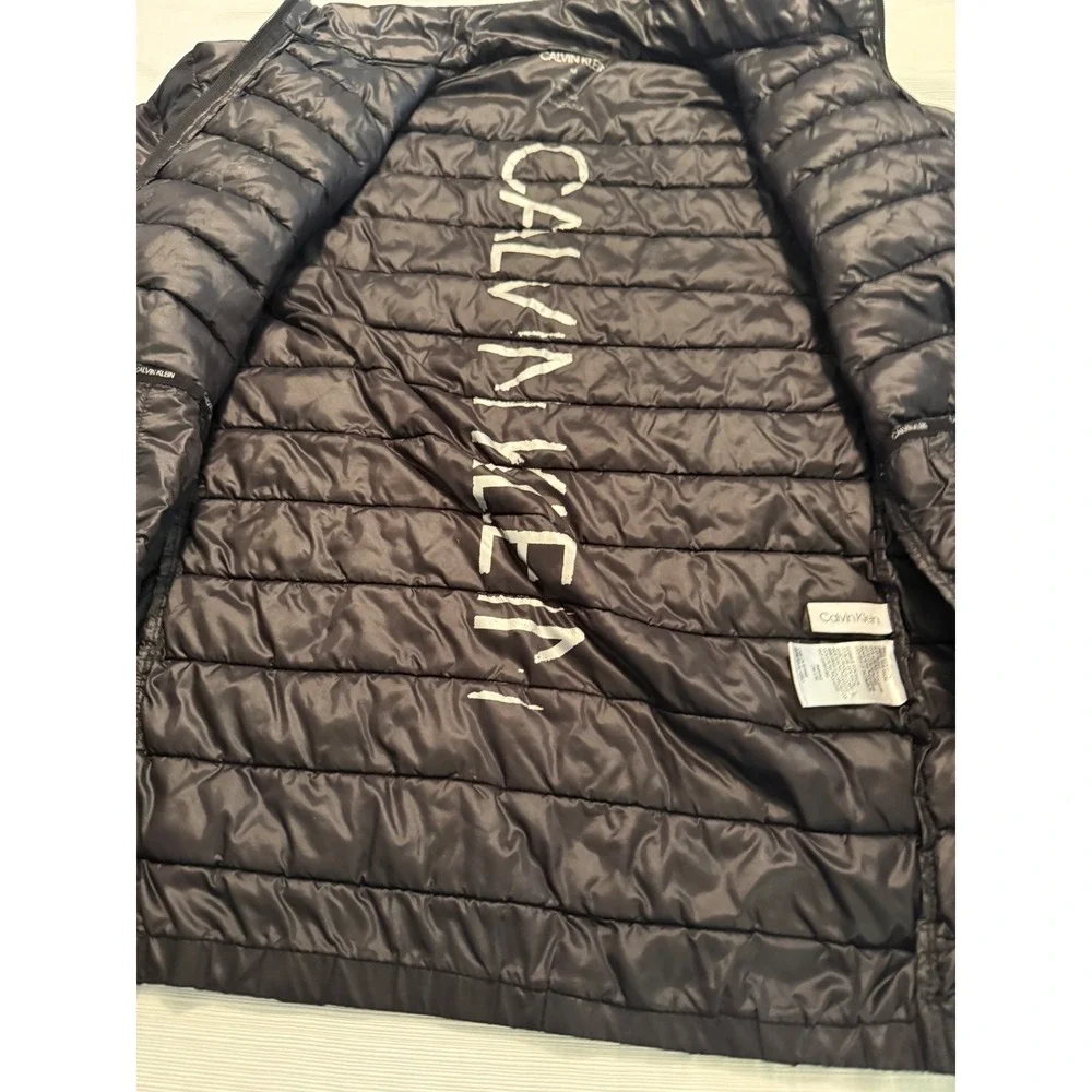 Calvin Klein Mens Packable Puffer Jacket Black Water Resistant Size M‎ CM155201